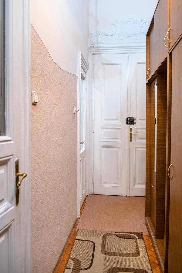 Apartments City Lviv Ngoại thất bức ảnh
